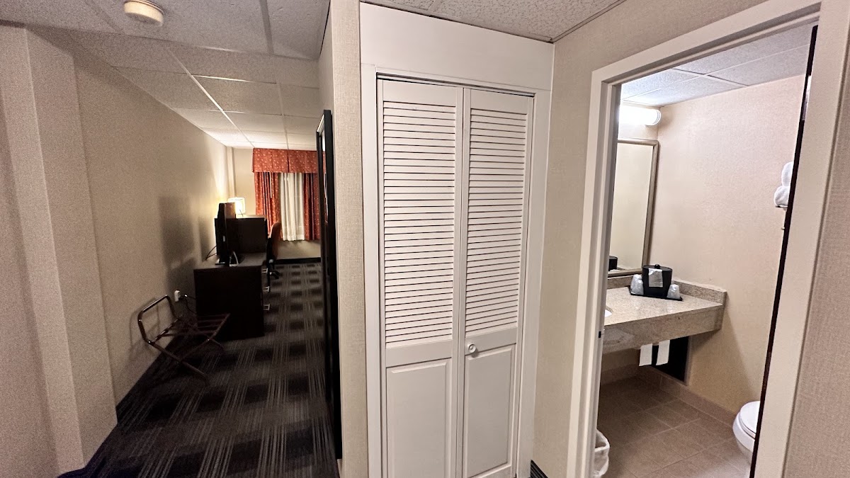 Comfort Inn Ballston photo 3