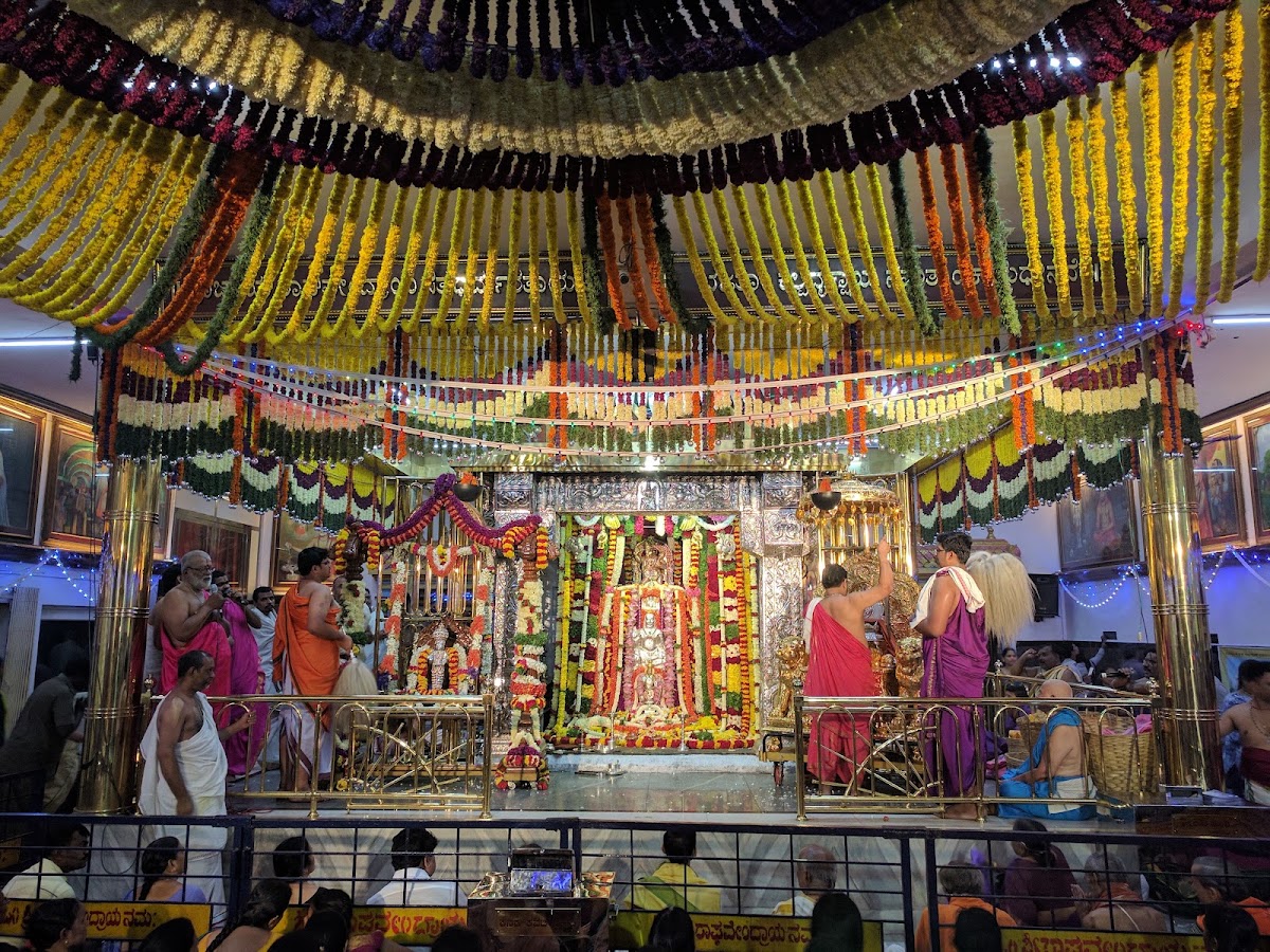 Shri Raghavendra Swamy Matha, Bengaluru photo 7