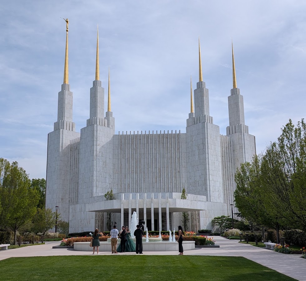 Washington D.C. Temple Visitors' Center photo 2
