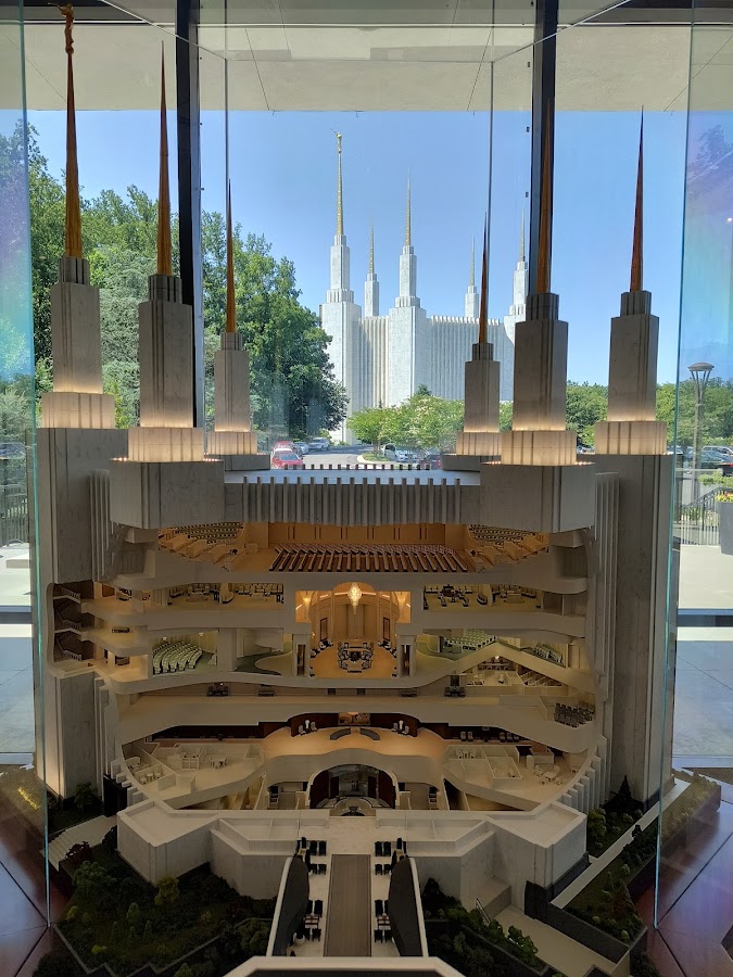 Washington D.C. Temple Visitors' Center photo 4