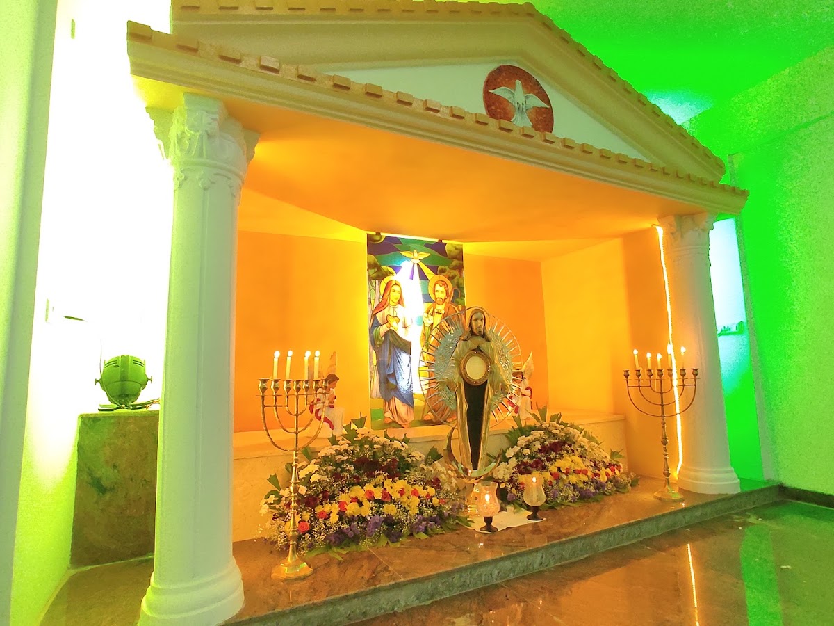 Holy Family Church photo 4