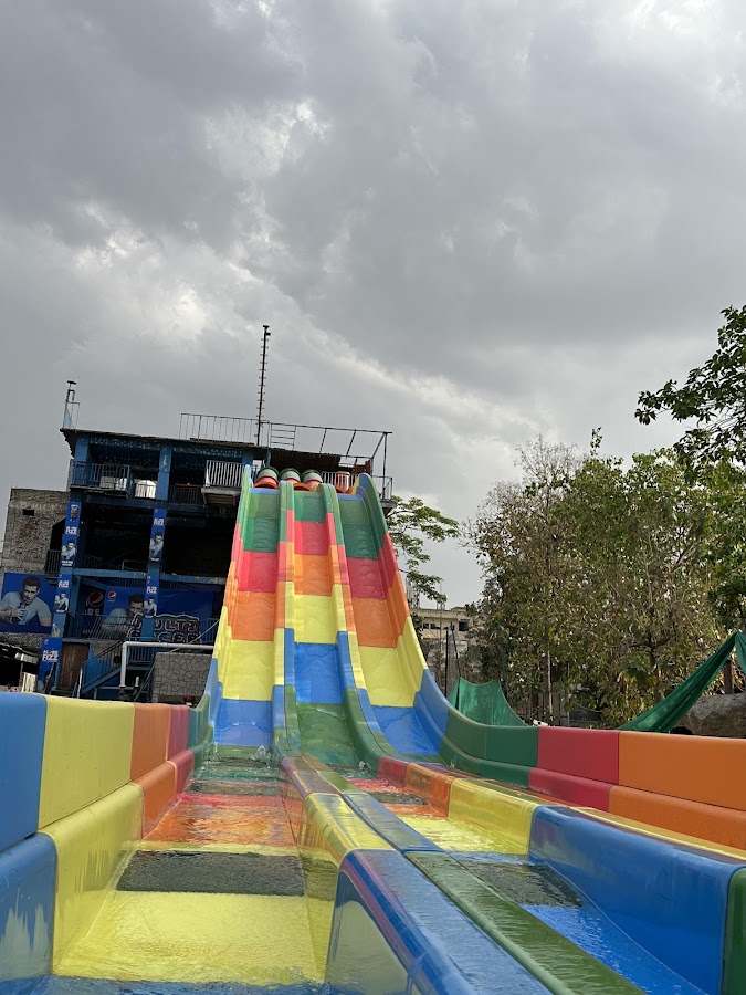 Fun N Food WaterPark photo 4