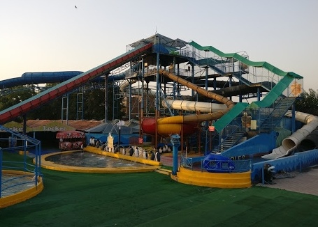 Fun N Food WaterPark photo 7