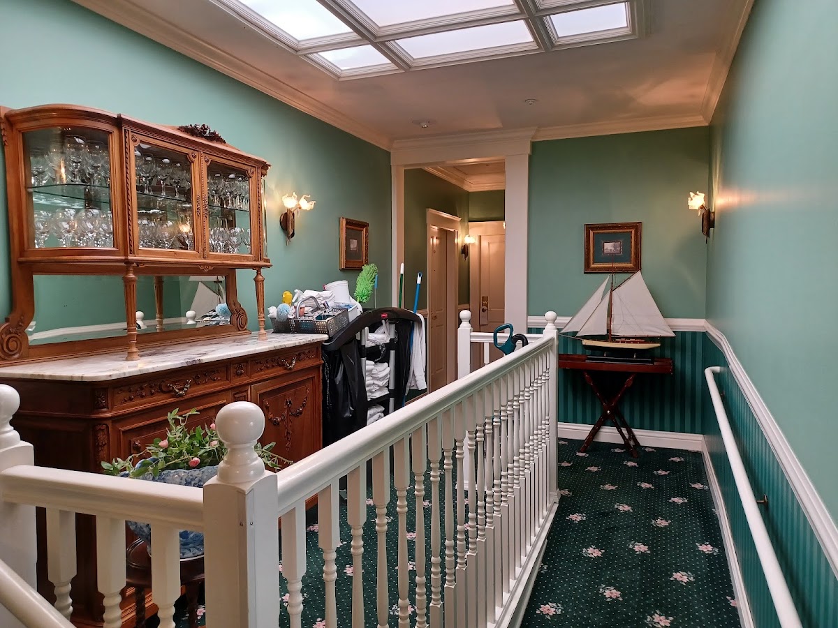 The Hotel Mac & Suites photo 4
