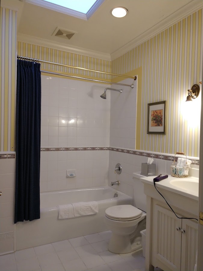 The Hotel Mac & Suites photo 7