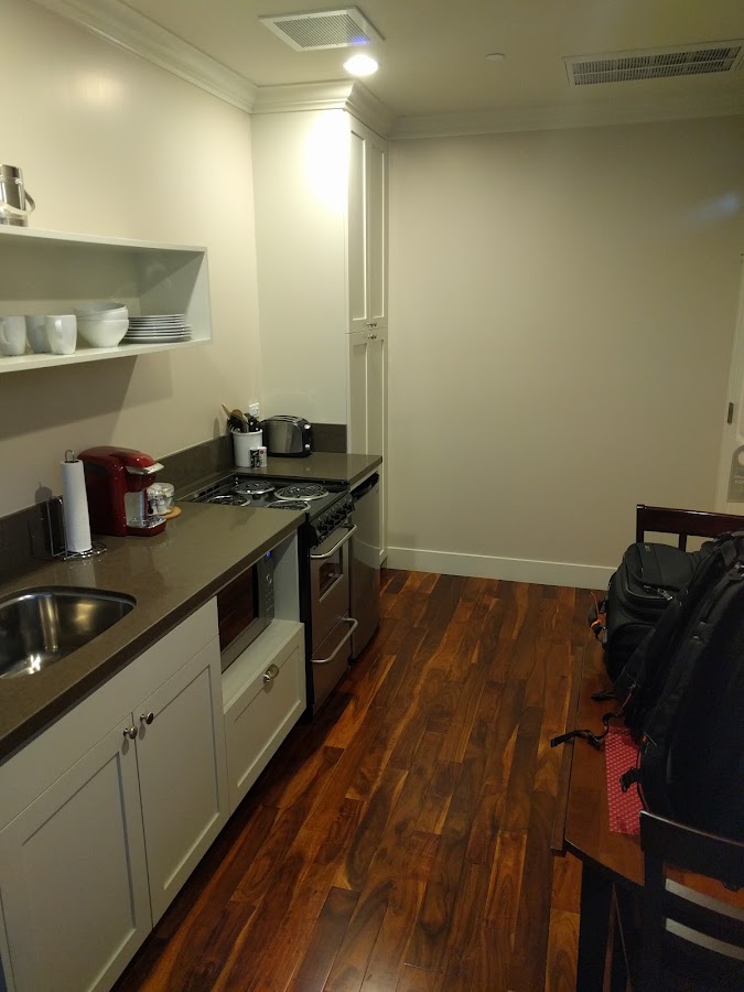 The Hotel Mac & Suites photo 9