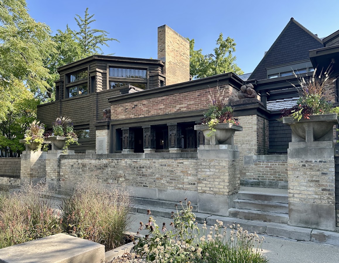 Frank Lloyd Wright Home & Studio photo 7