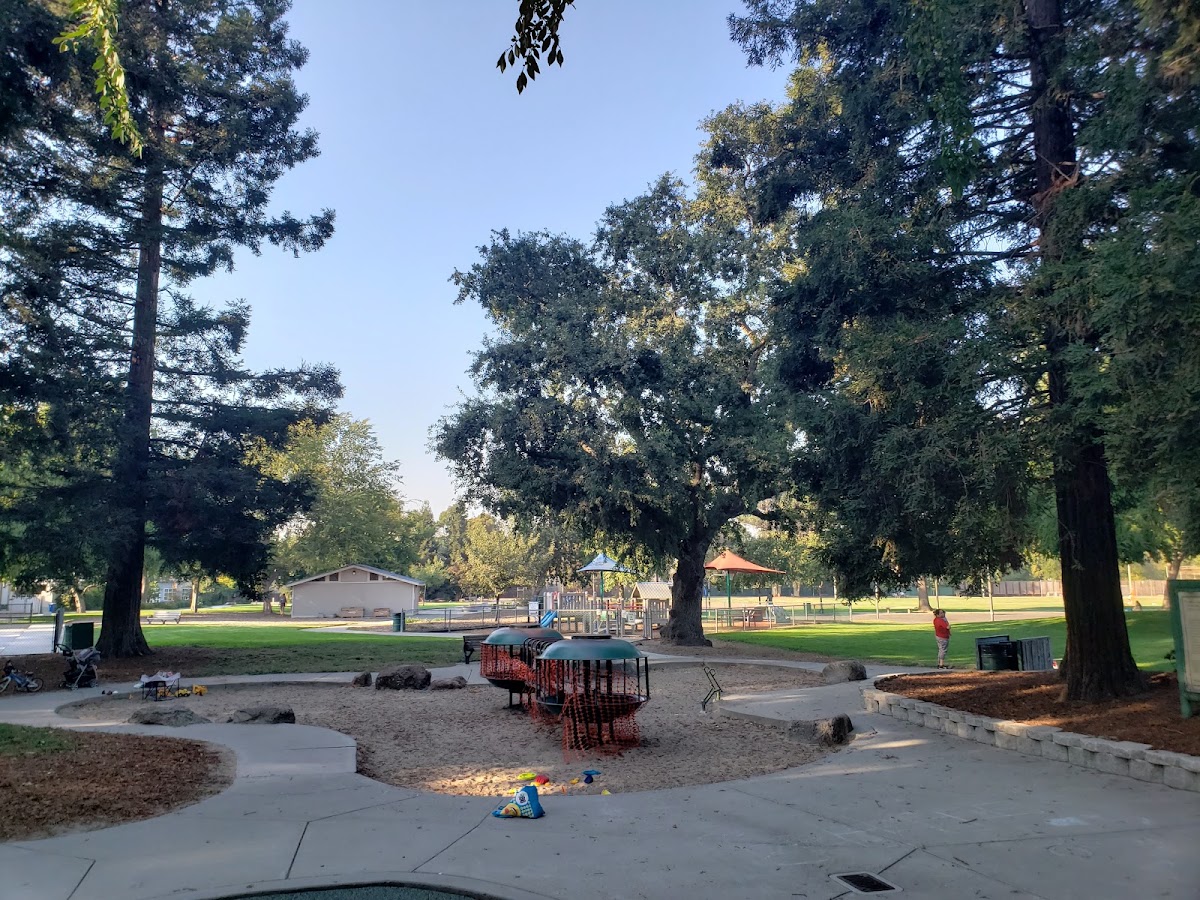 Pleasant Hill Park photo 5