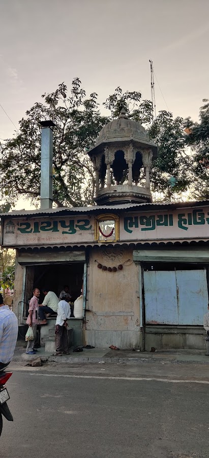 Raipur Darwaja photo 2