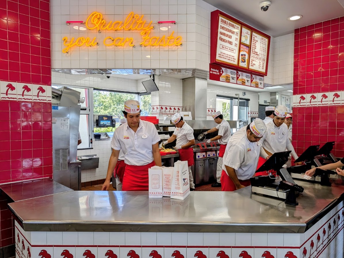 In-N-Out Burger photo 6