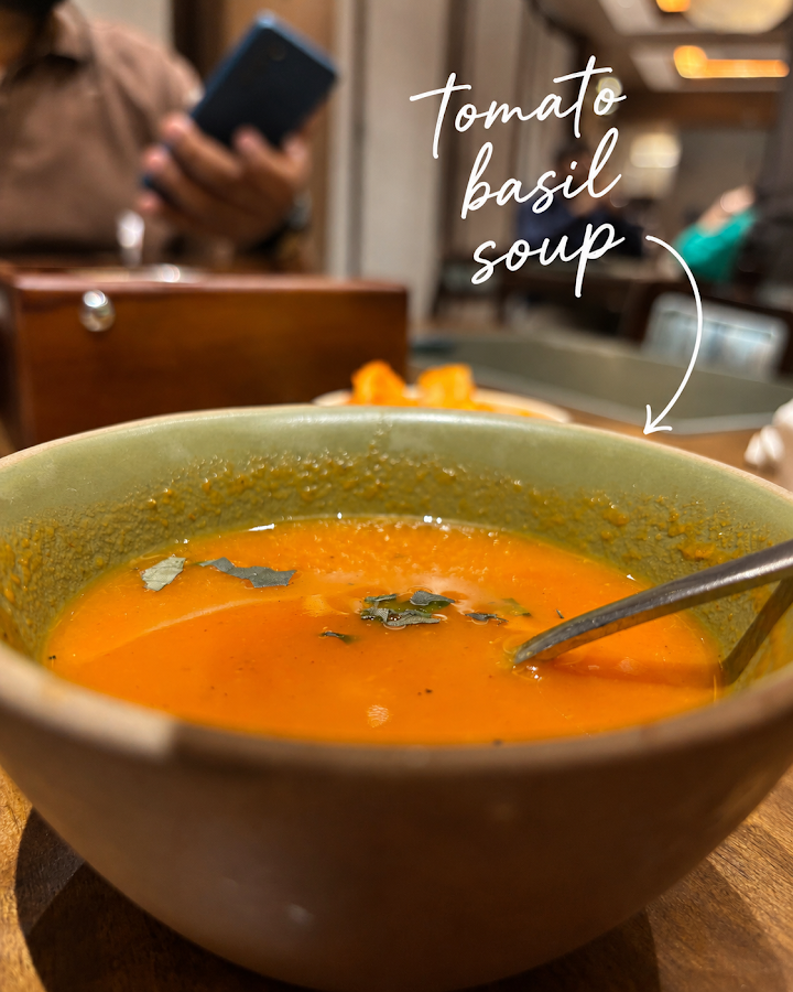 The House of Makeba - Veg. Restaurant & Banquet on CG Road photo 4