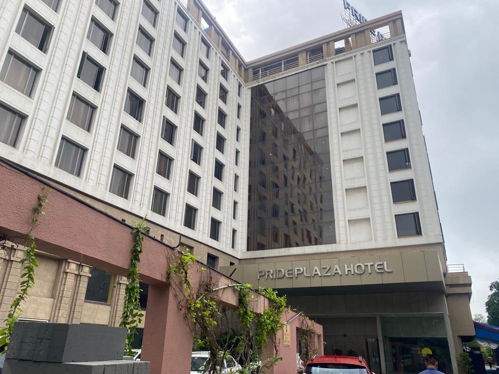 Pride Plaza Hotel Ahmedabad photo 6