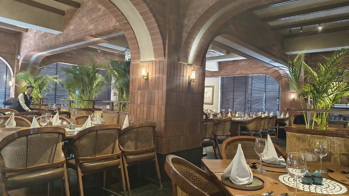 Megma Restaurant & Banquets photo 3