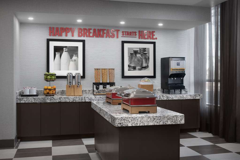 Hampton Inn Washington DC NoMa Union Station photo 8
