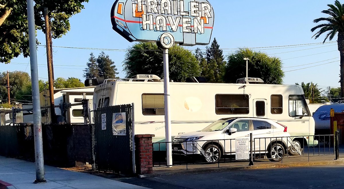 Trailer Haven Mobile Home & RV Park photo 2