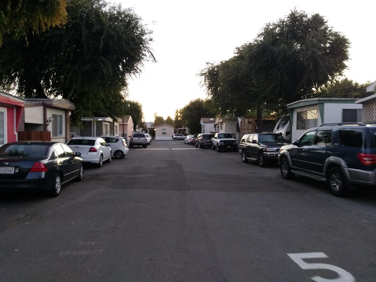 Trailer Haven Mobile Home & RV Park photo 3