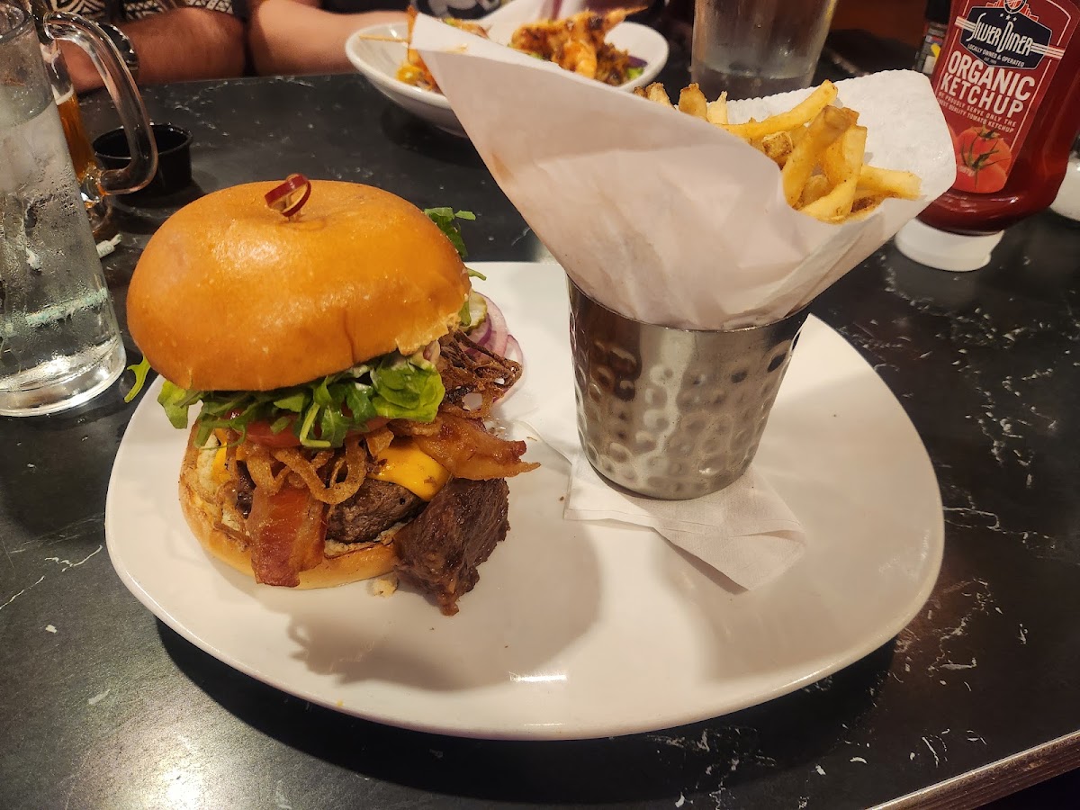 Silver Diner photo 7