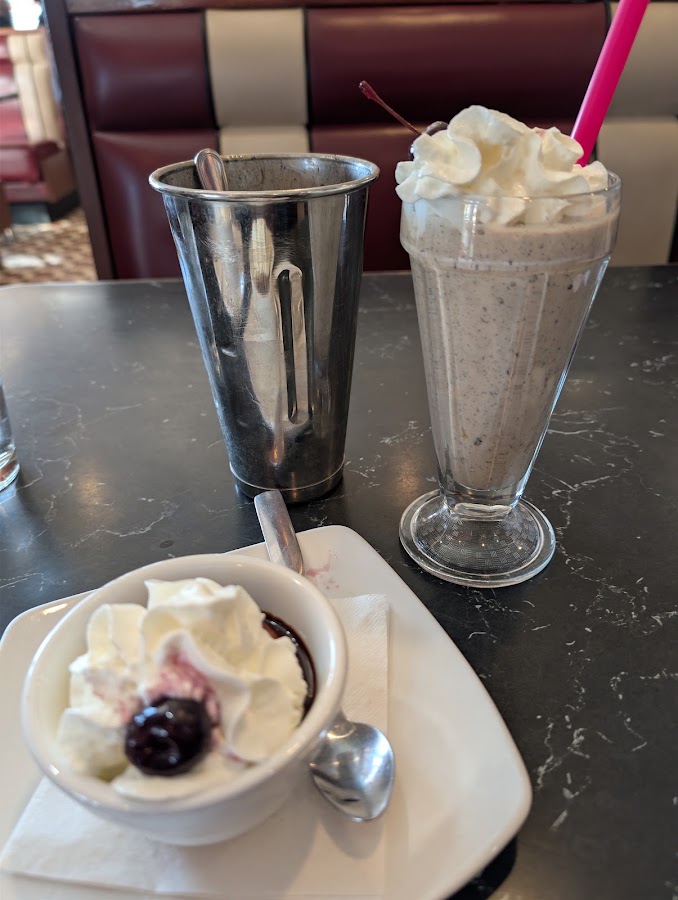 Silver Diner photo 10