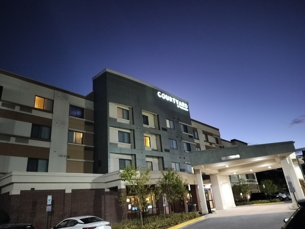 Courtyard by Marriott Largo Medical Center Drive photo 6