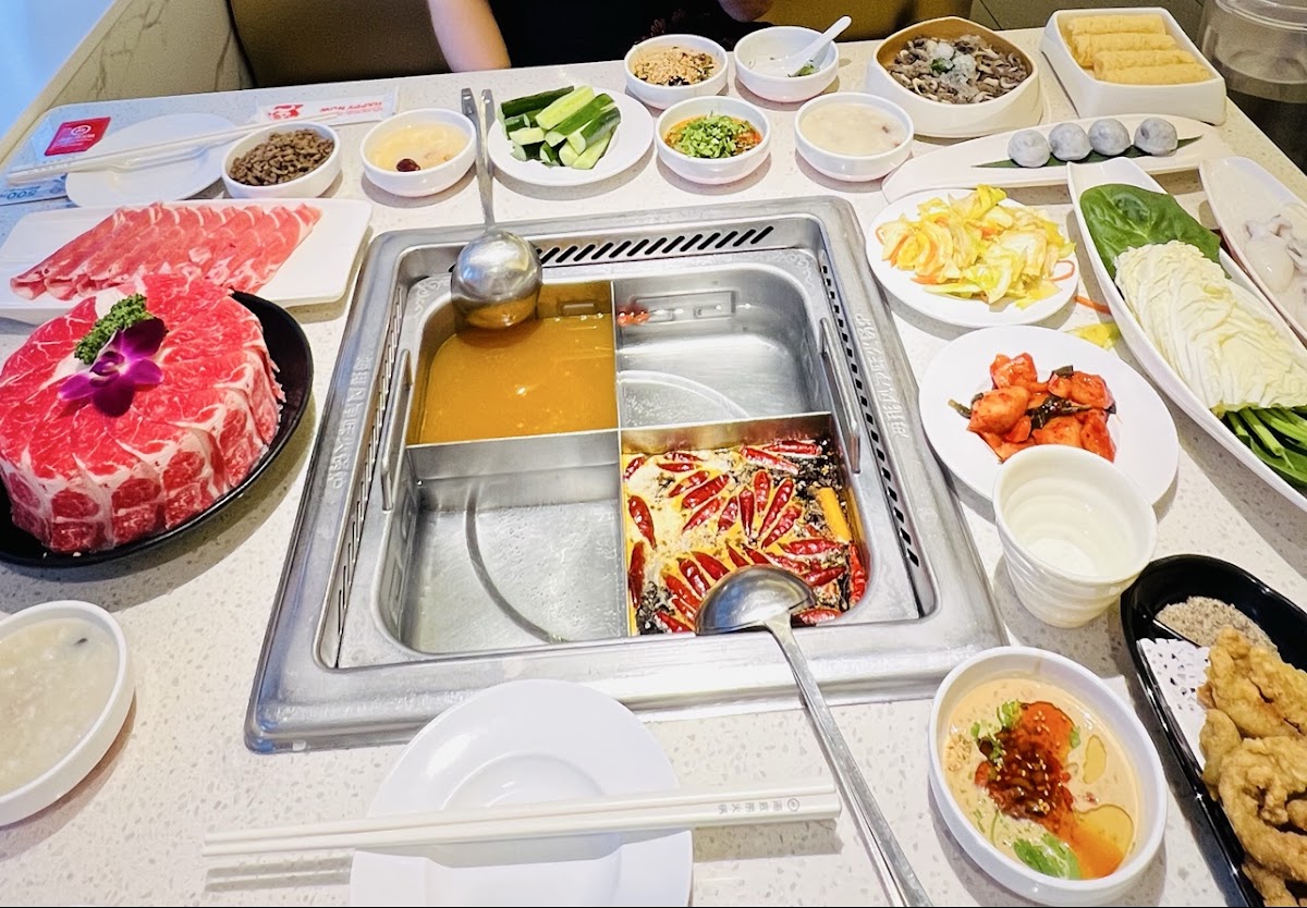 Haidilao Hotpot photo 4
