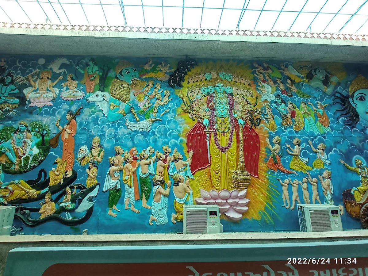 ISKCON Temple, Ahmedabad photo 5