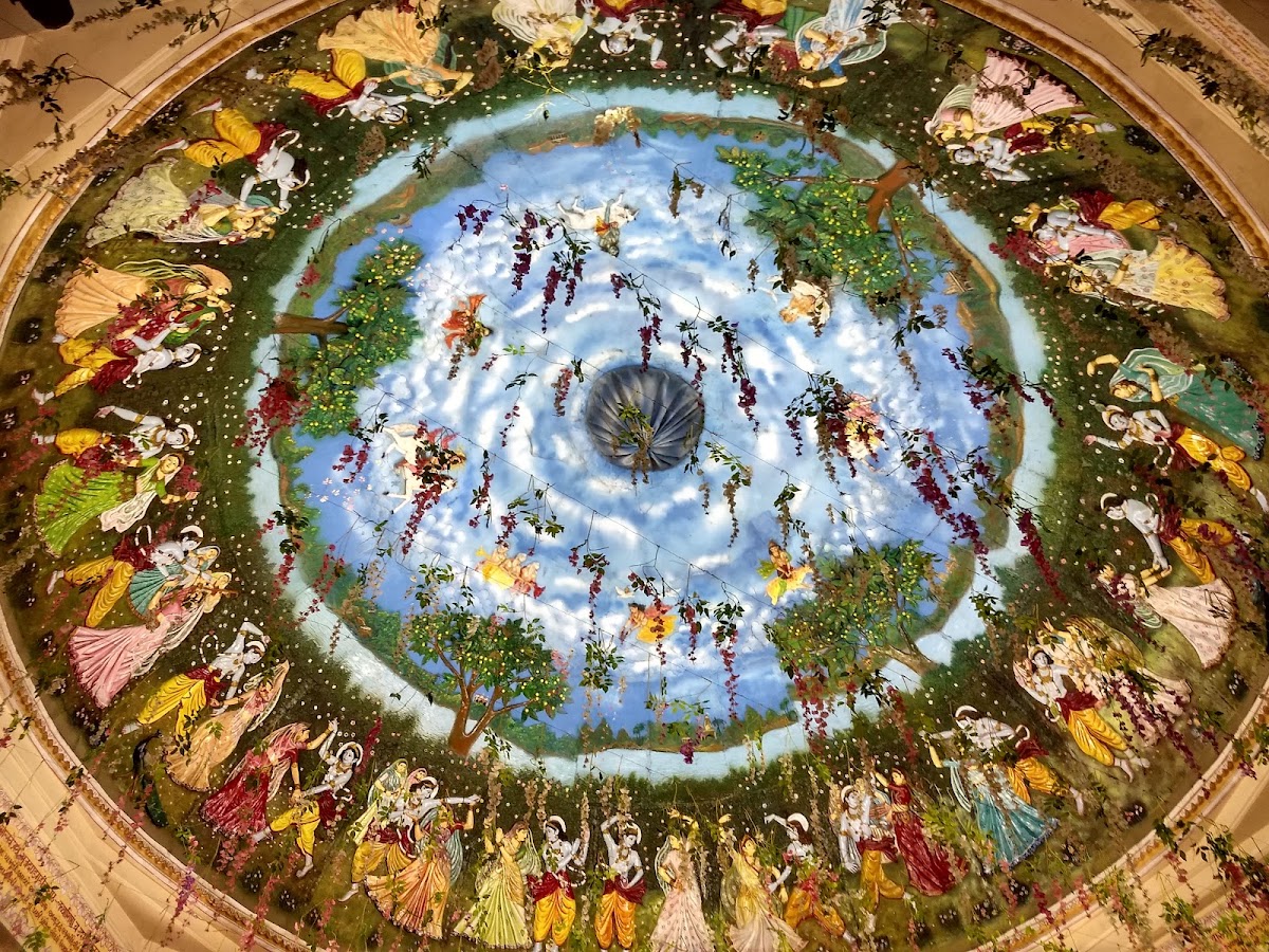 ISKCON Temple, Ahmedabad photo 7