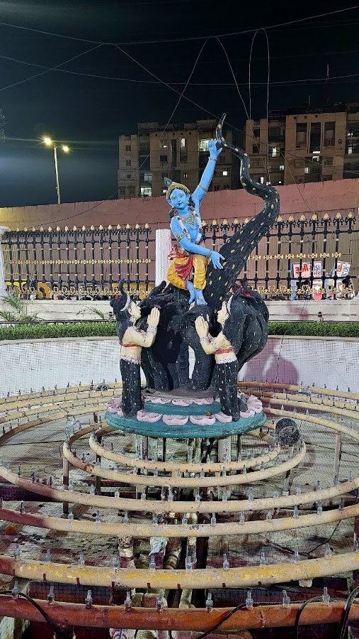 ISKCON Temple, Ahmedabad photo 9