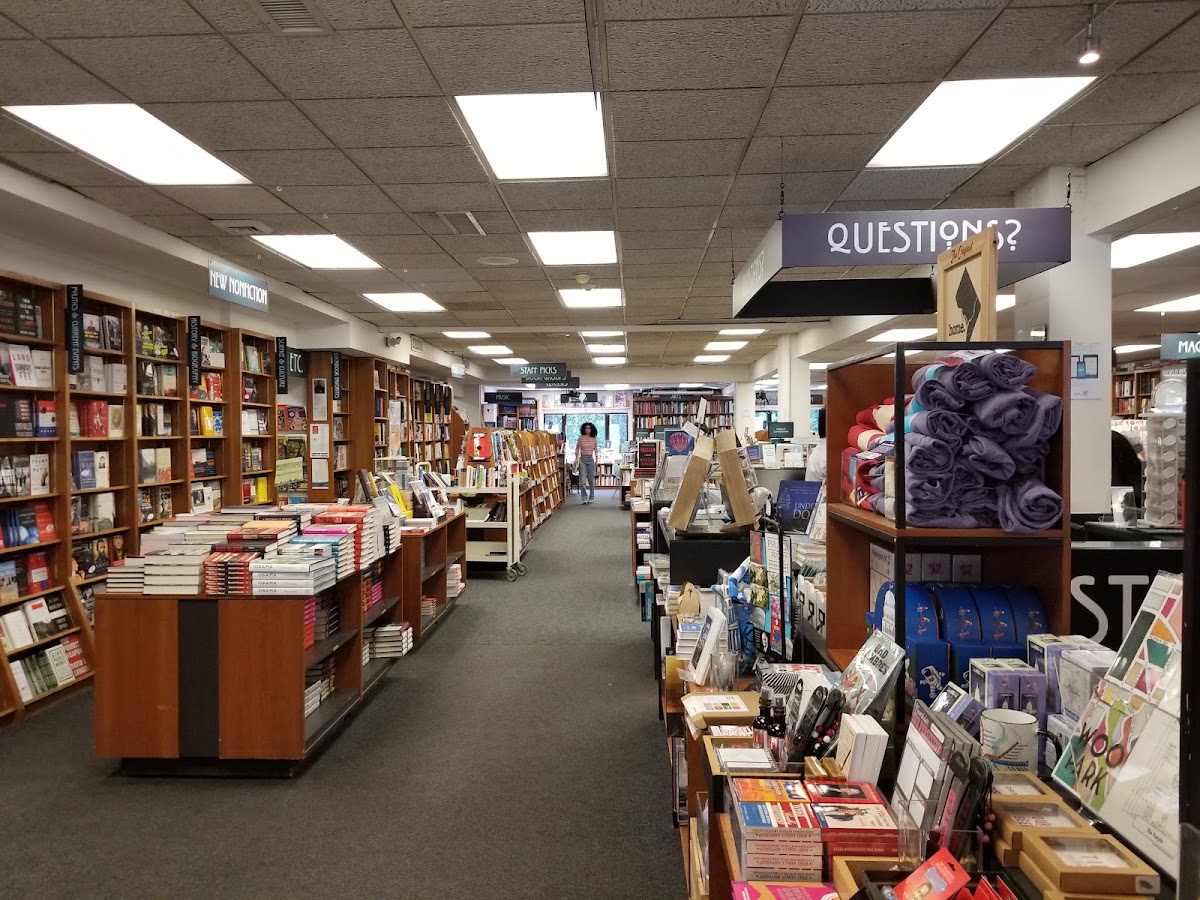 Politics and Prose Bookstore photo 6