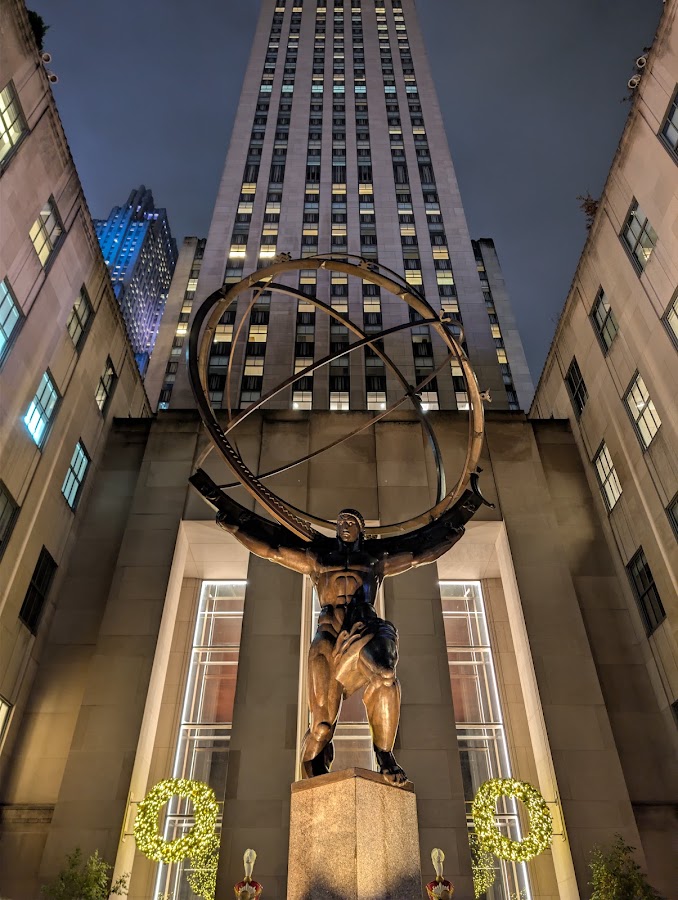 Rockefeller Center photo 3