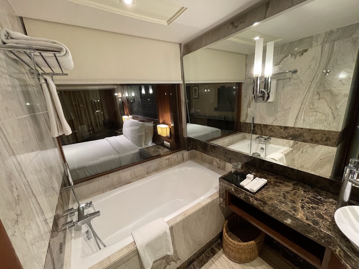 Gokulam Grand Hotel & Spa photo 10