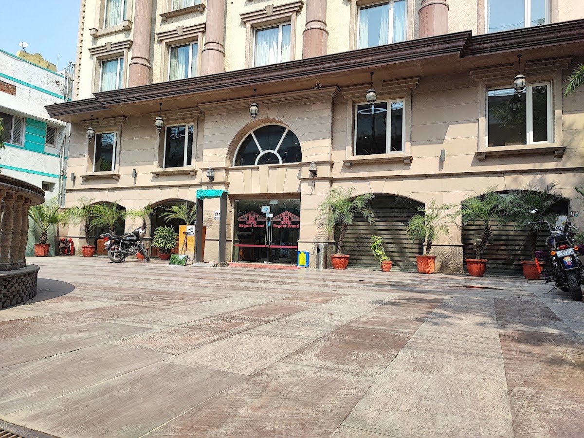 Hotel Regent Grand