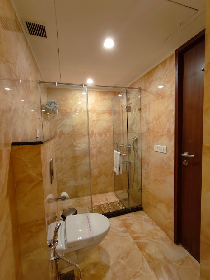 Hotel Regent Grand photo 8