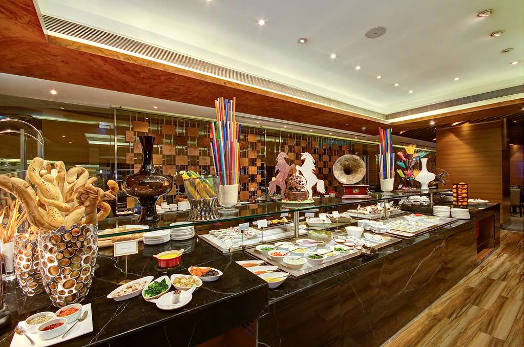 Radisson Blu Hotel, Kaushambi Delhi NCR photo 6
