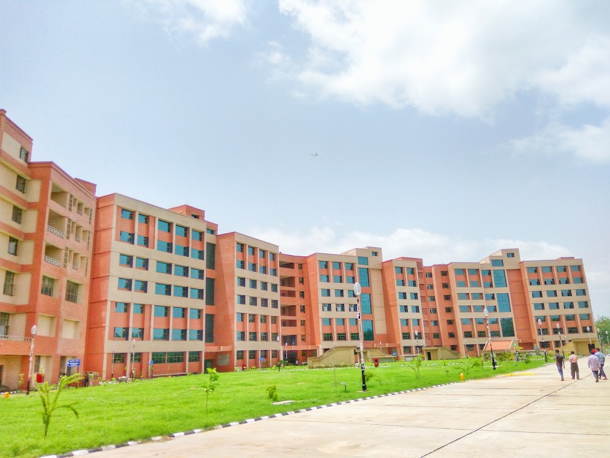 Deen Dayal Upadhyaya College photo 2