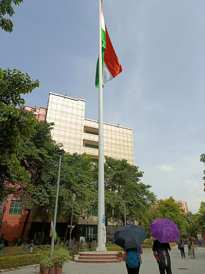 Deen Dayal Upadhyaya College photo 9