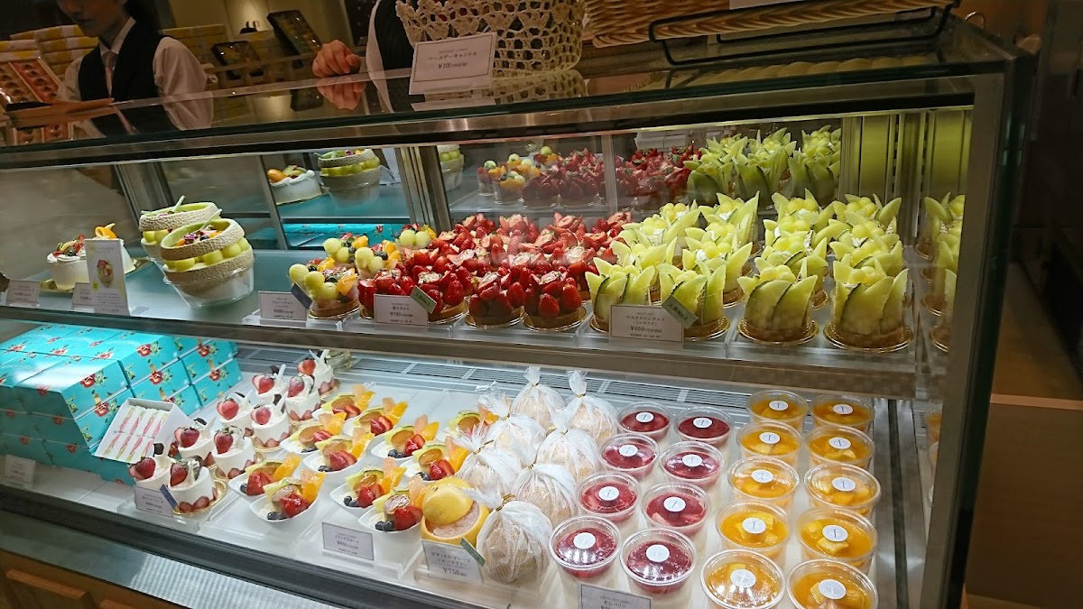GINZA SIX photo 8
