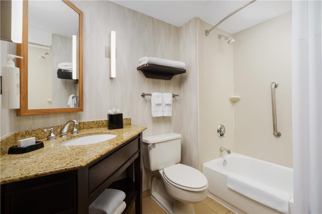 Hampton Inn Chicago-Midway Airport photo 3