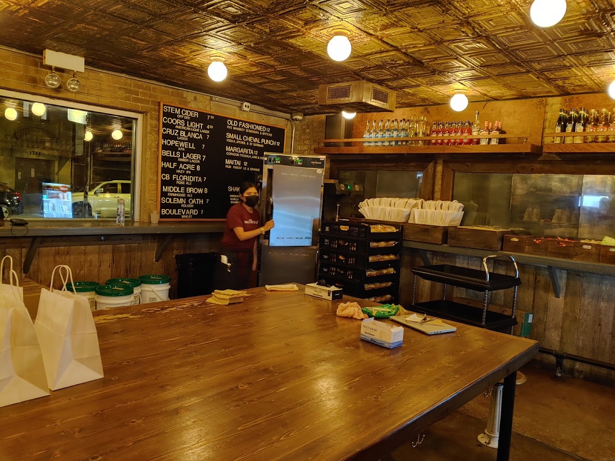 Small Cheval- Wicker Park photo 6