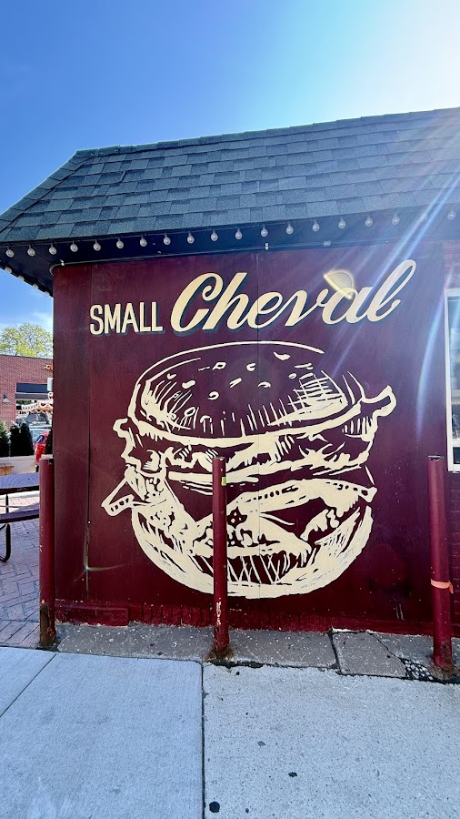 Small Cheval- Wicker Park photo 8