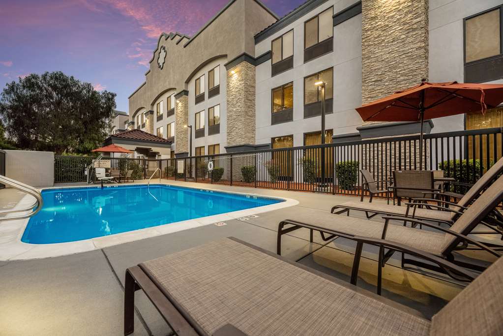 Hampton Inn Oakland-Hayward photo 7