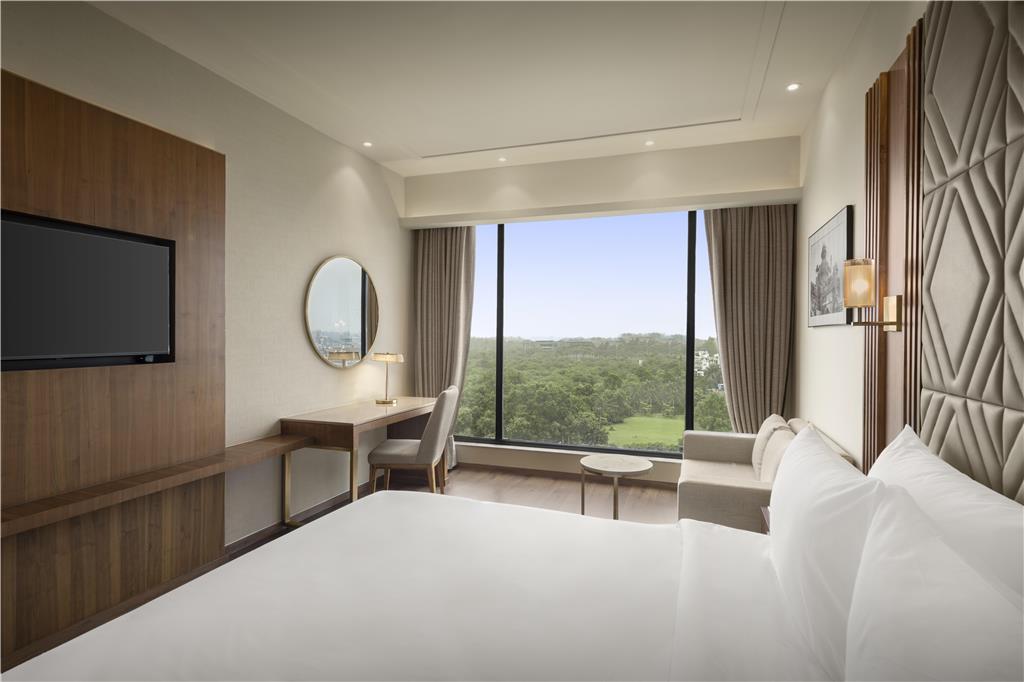 Radisson Hotel Delhi MG Road photo 2