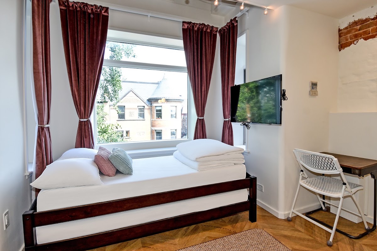 HighRoad Hotel photo 2