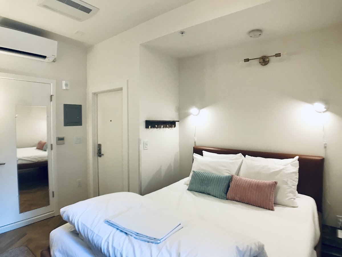HighRoad Hotel photo 9