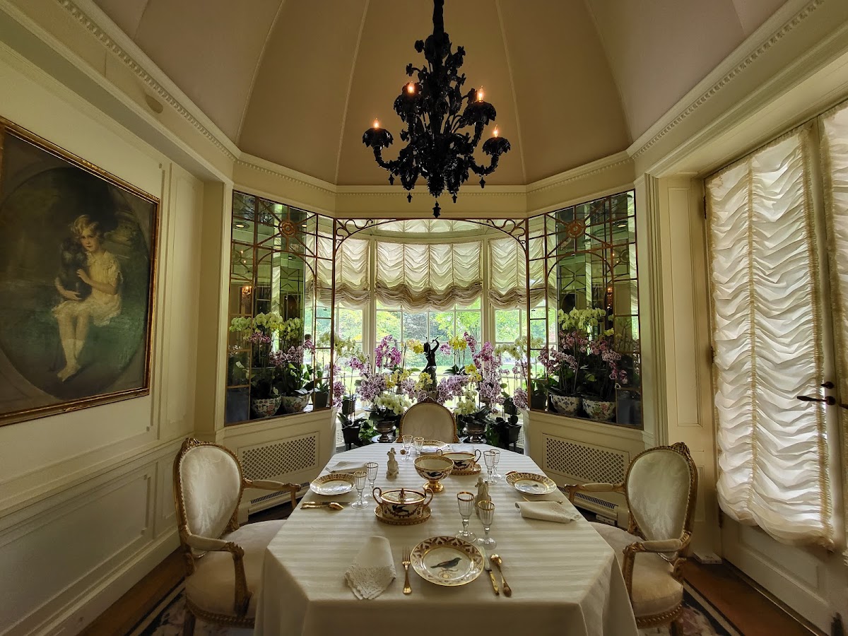 Hillwood Estate, Museum & Gardens photo 9