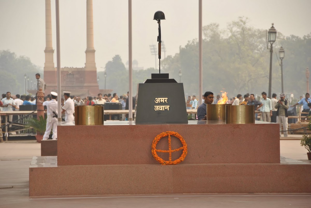 India Gate photo 9
