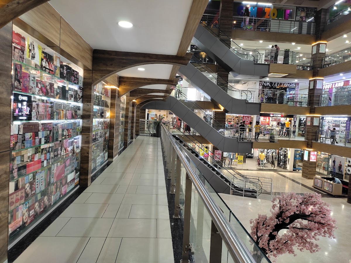 Ved Arcade Mall photo 2