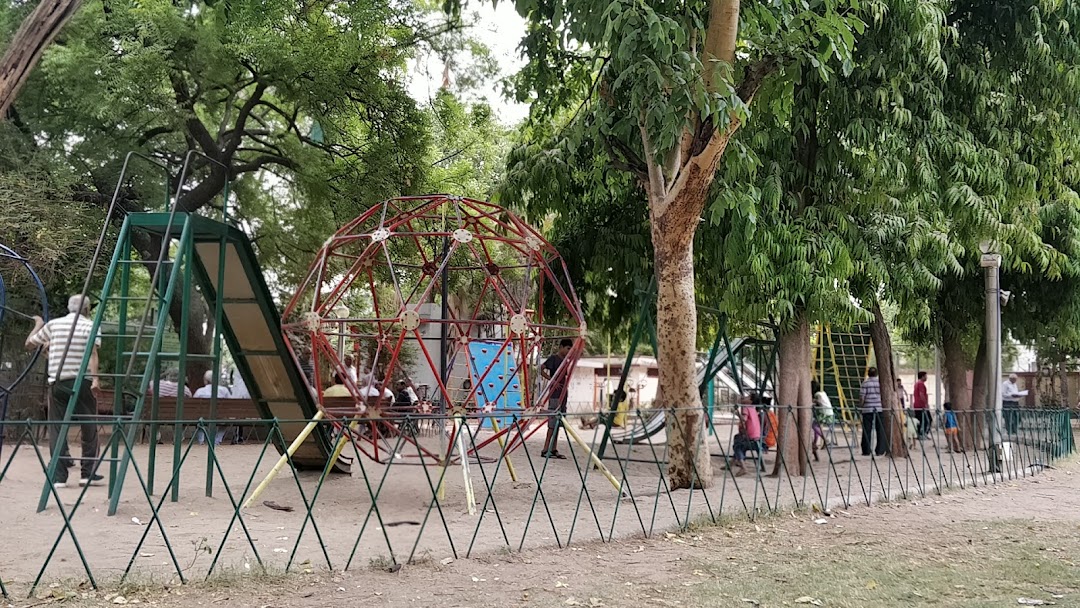 Uttam Nagar Garden photo 4