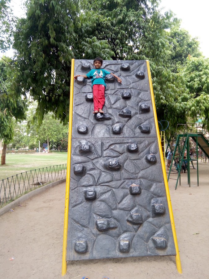 Uttam Nagar Garden photo 10