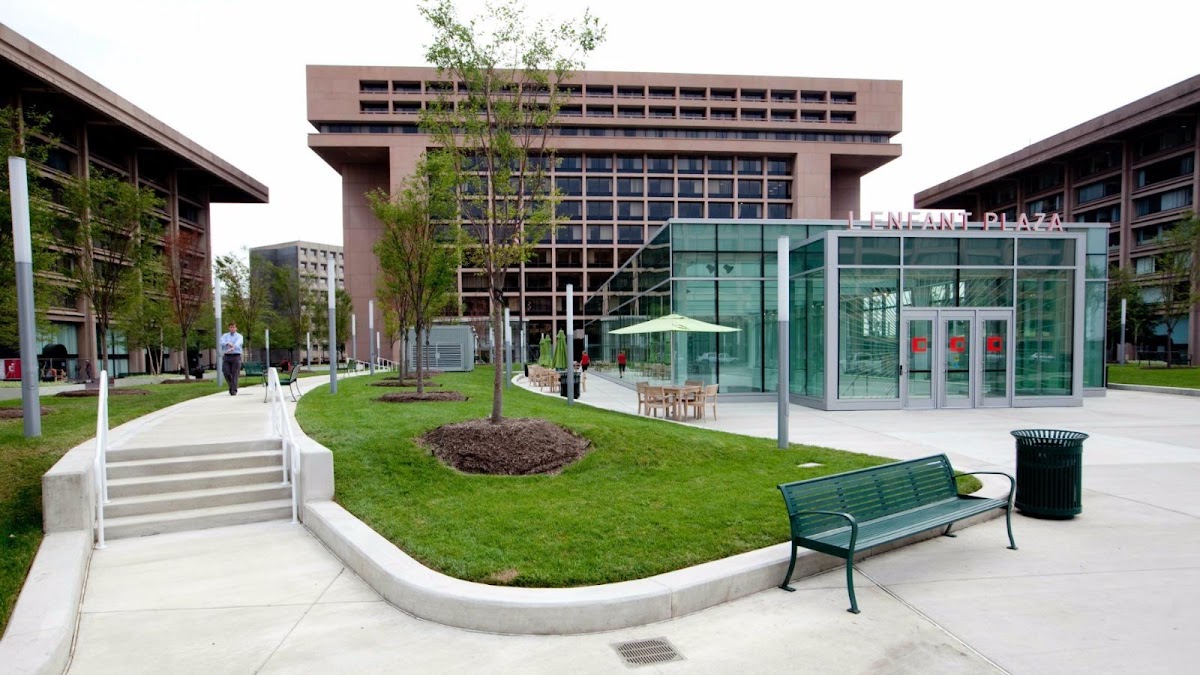 L'Enfant Plaza photo 4