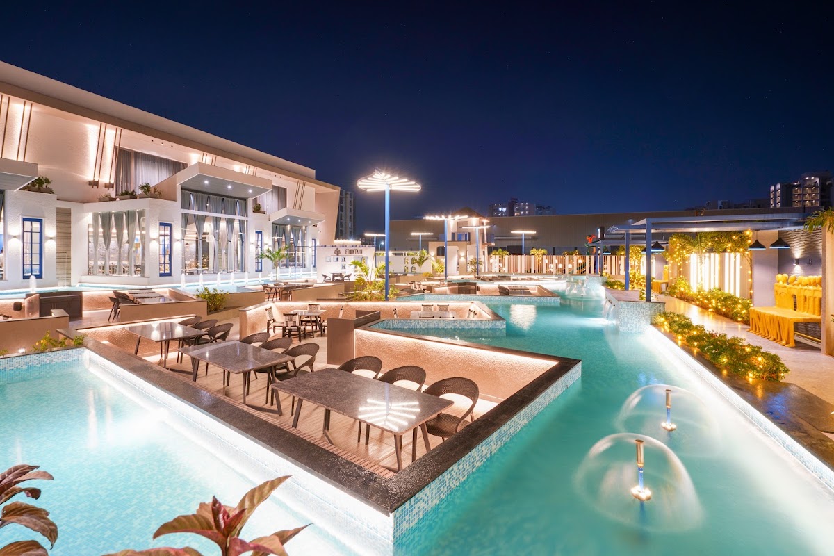 The Fountain - Banquet Hall, Party Lawn & Pool Side Restaurant Ahmedabad photo 3